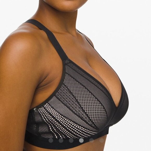 Lululemon Awake to Lace Bra Black/Barely Beige - Picture 3 of 3